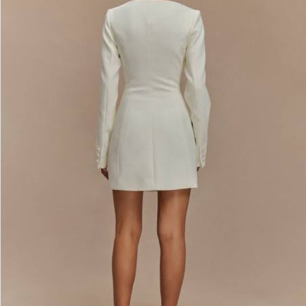 Jolie Boat Neck Suiting Mini Dress- Ivory - Picture 2 of 3